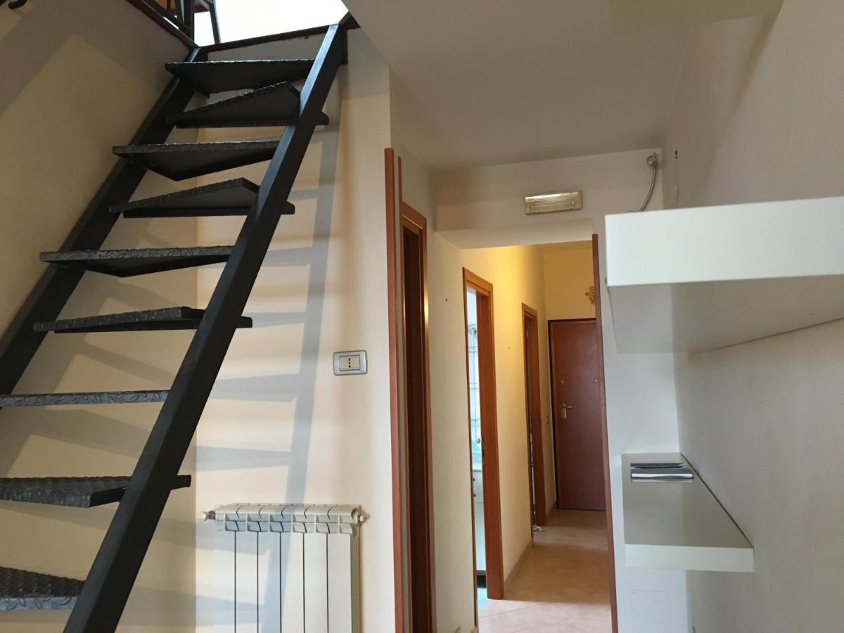 Beach Holiday Villa Terracina Eksteriør billede