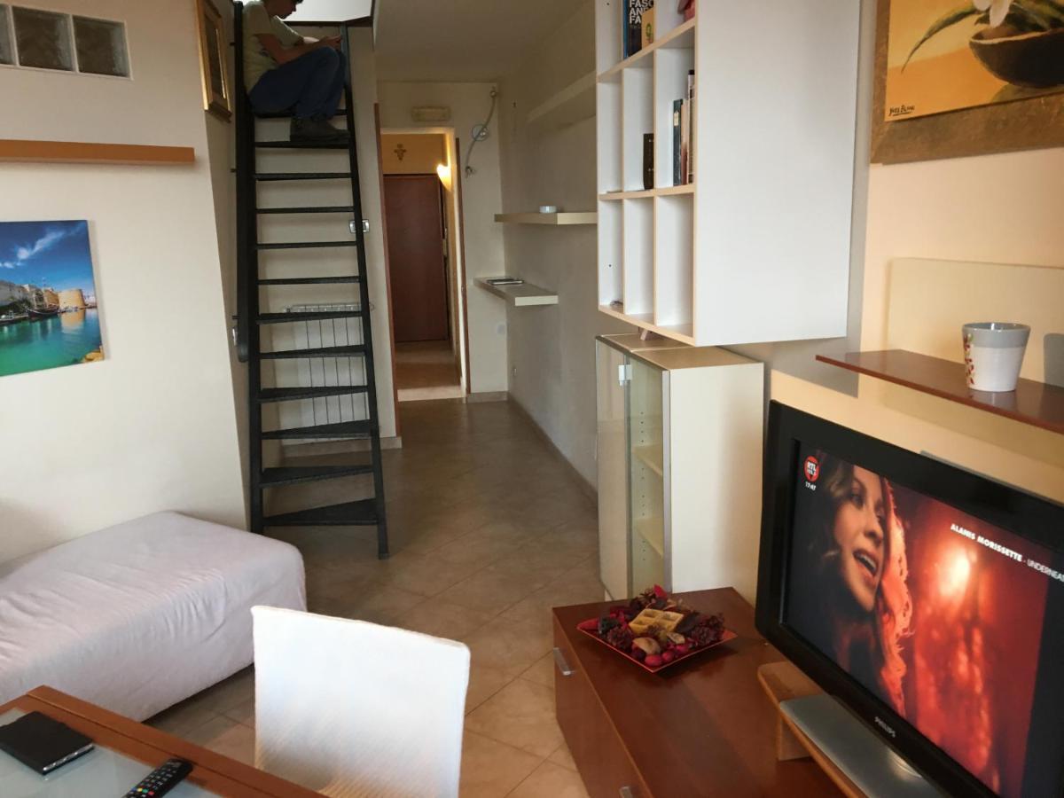 Beach Holiday Villa Terracina Eksteriør billede